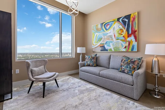 $4,200 | 610 East Market Street, Unit 2915, San Antonio, TX 78205