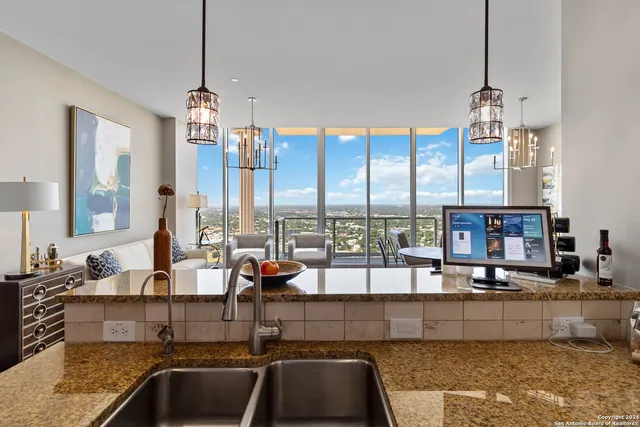 $4,200 | 610 East Market Street, Unit 2915, San Antonio, TX 78205