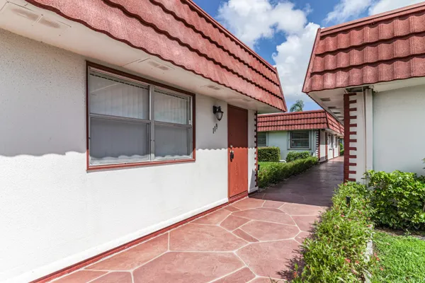 $1,490 | 119 Waterford D, Delray Beach, FL 33446