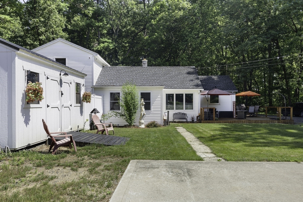 284 Buck Pond Road Westfield, MA 01085 - Photo 31 of 36