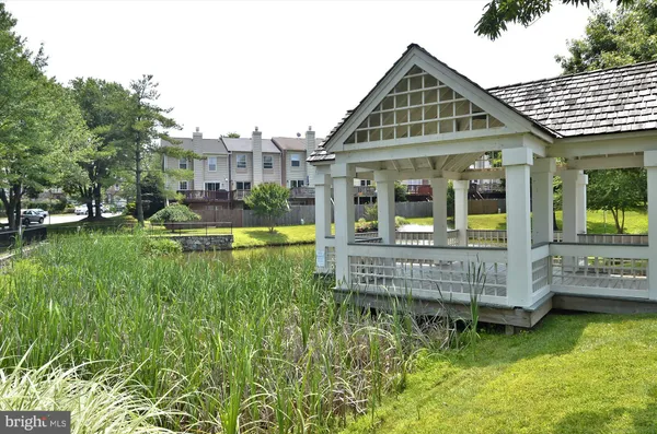 $419,000 | 4555 Interlachen Court, Unit J, Alexandria, VA 22312