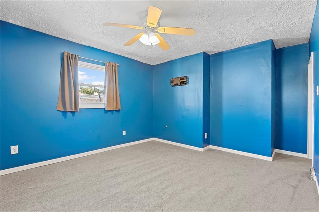 1144 Taggart Street McKees Rocks, PA 15136 - Photo 18 of 20