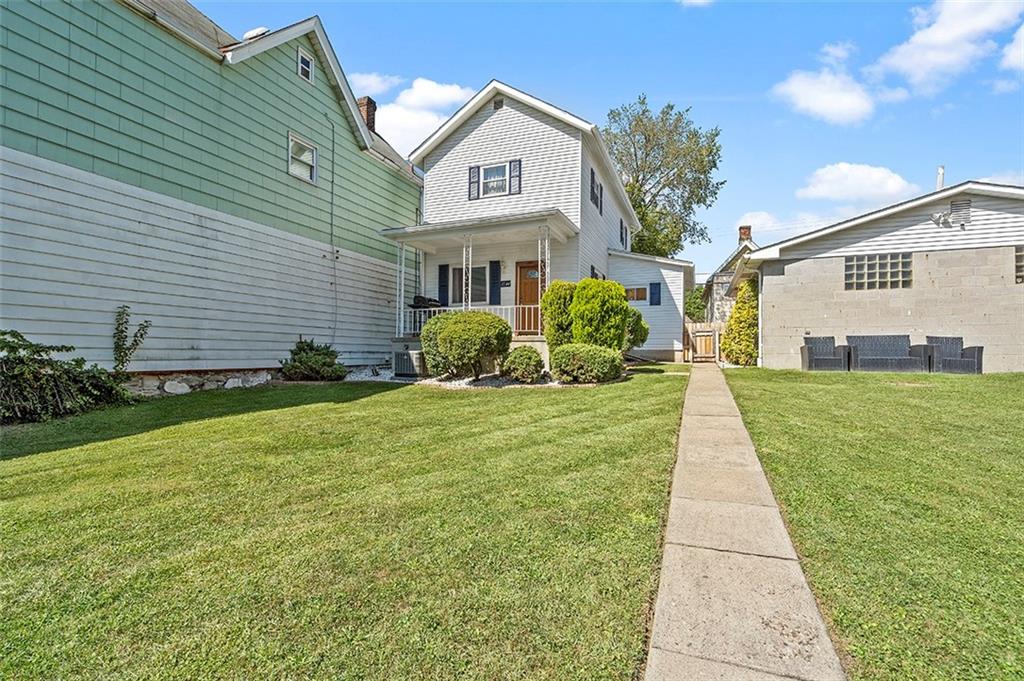 1144 Taggart Street McKees Rocks, PA 15136 - Photo 2 of 20