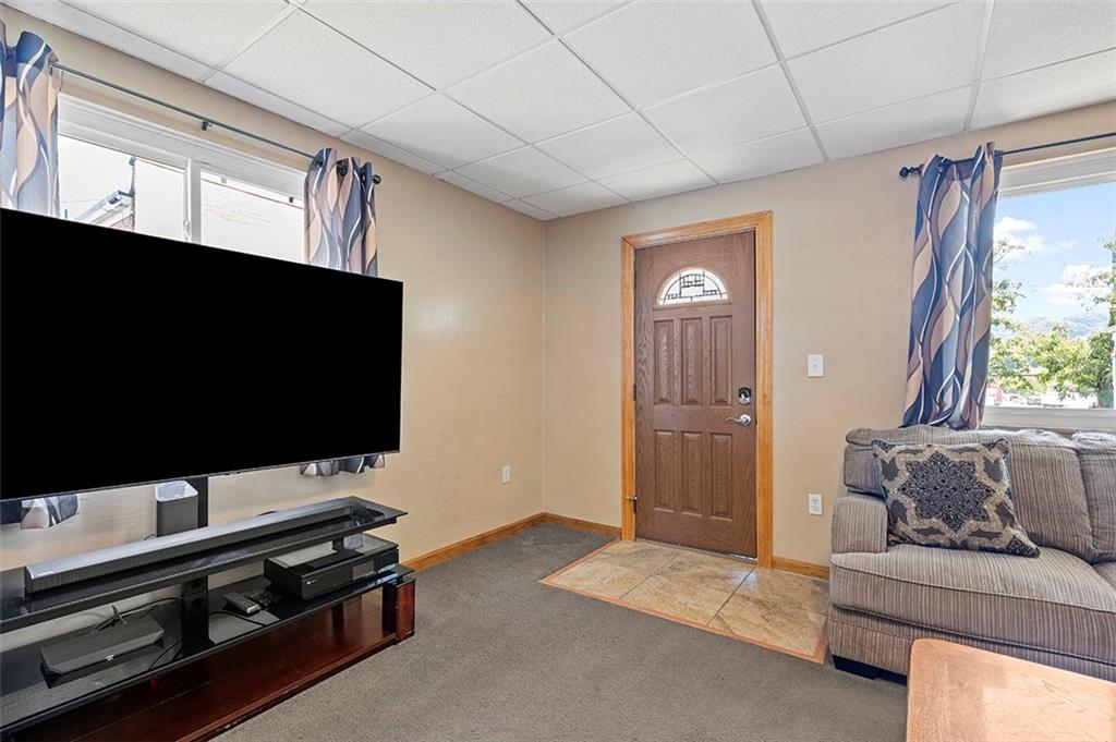 1144 Taggart Street McKees Rocks, PA 15136 - Photo 7 of 20