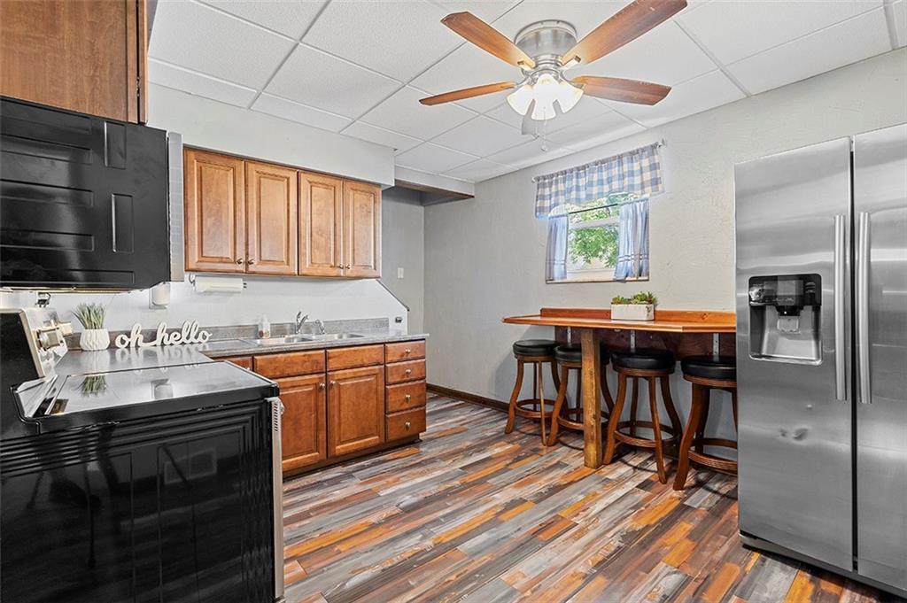 1144 Taggart Street McKees Rocks, PA 15136 - Photo 9 of 20