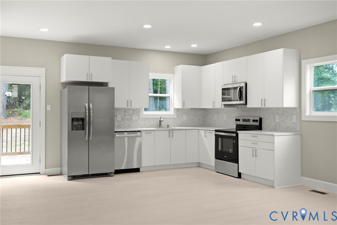 4505 Redbank Road Sandston, VA 23150 - Photo 7 of 34
