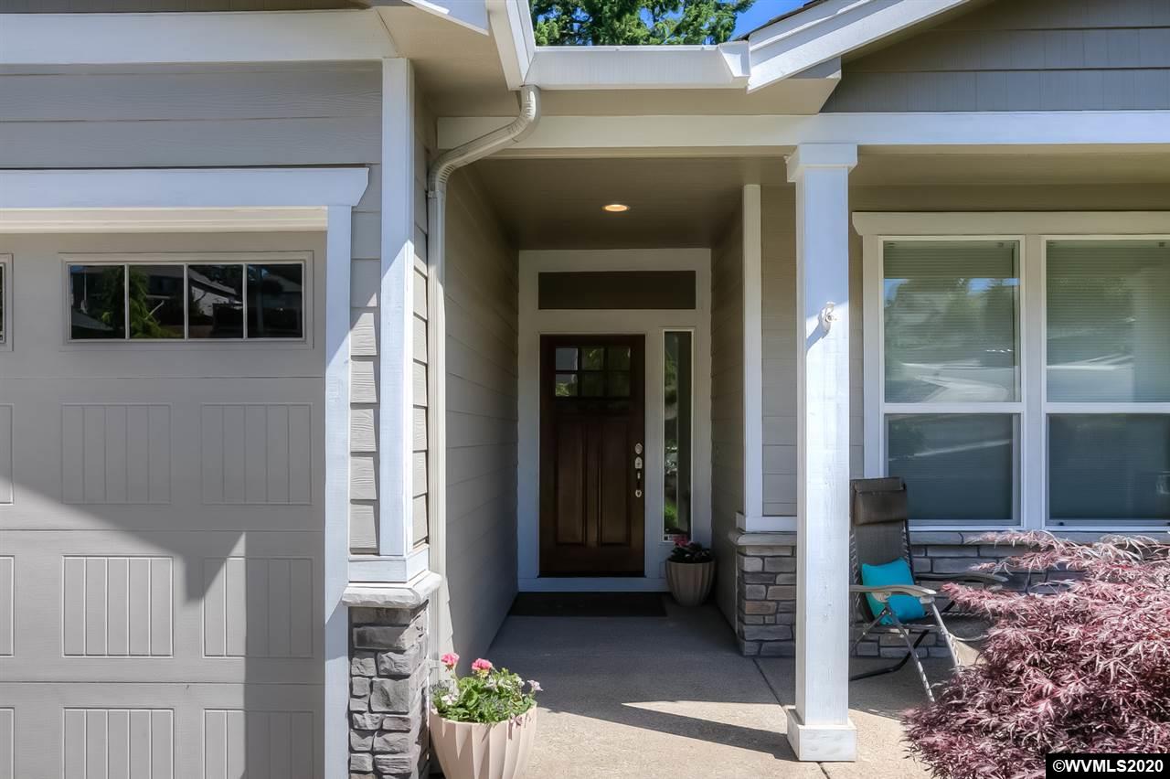 357 Summit View Avenue Southeast Salem, OR 97306 - Photo 4 of 40