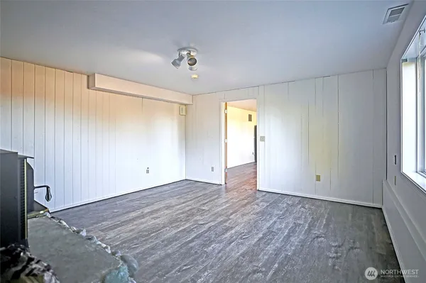 $949,000 | 366 Samanthia Lane, Camano Island, WA 98282