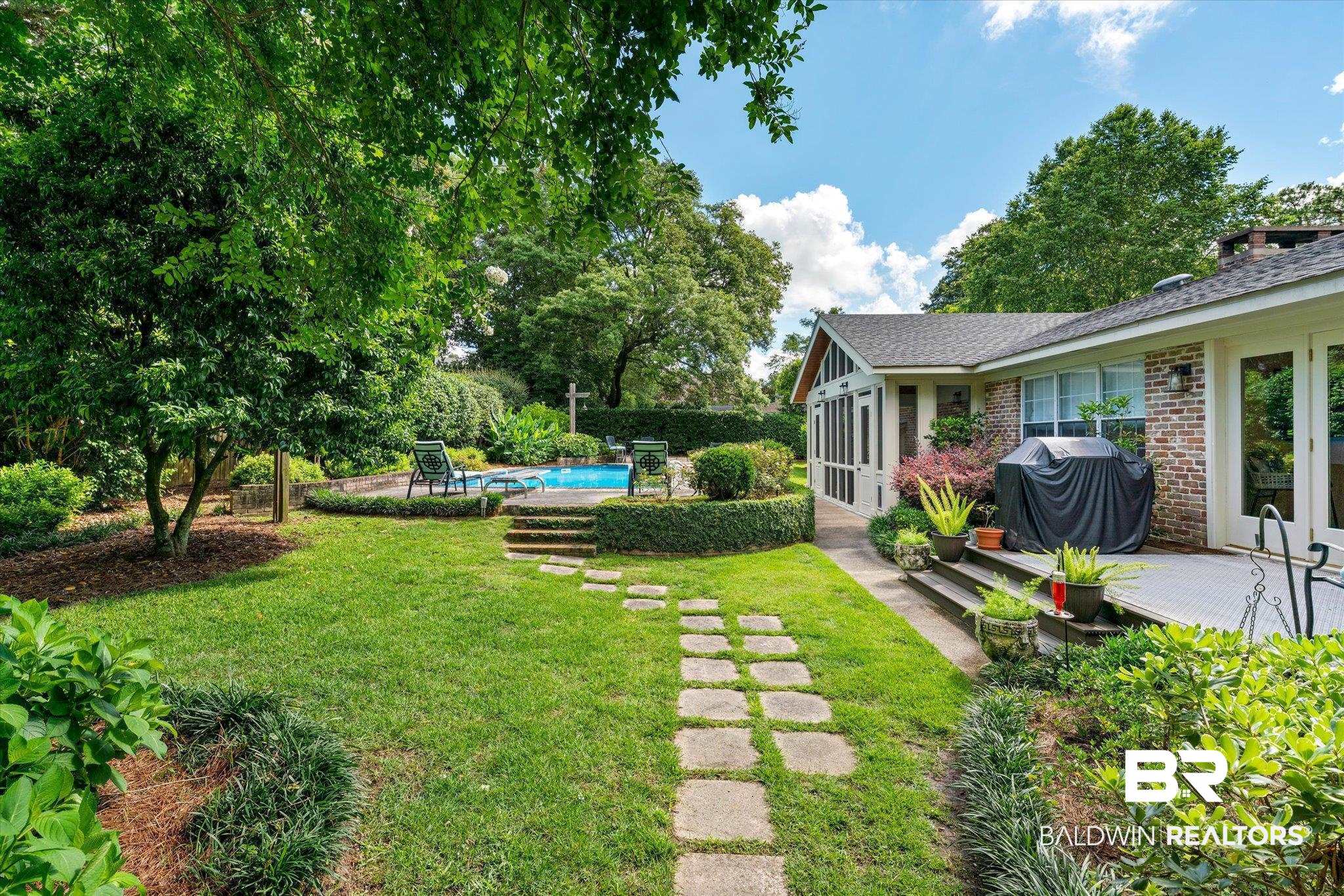 68 Byrnes Boulevard Mobile, AL 36608 - Photo 35 of 44