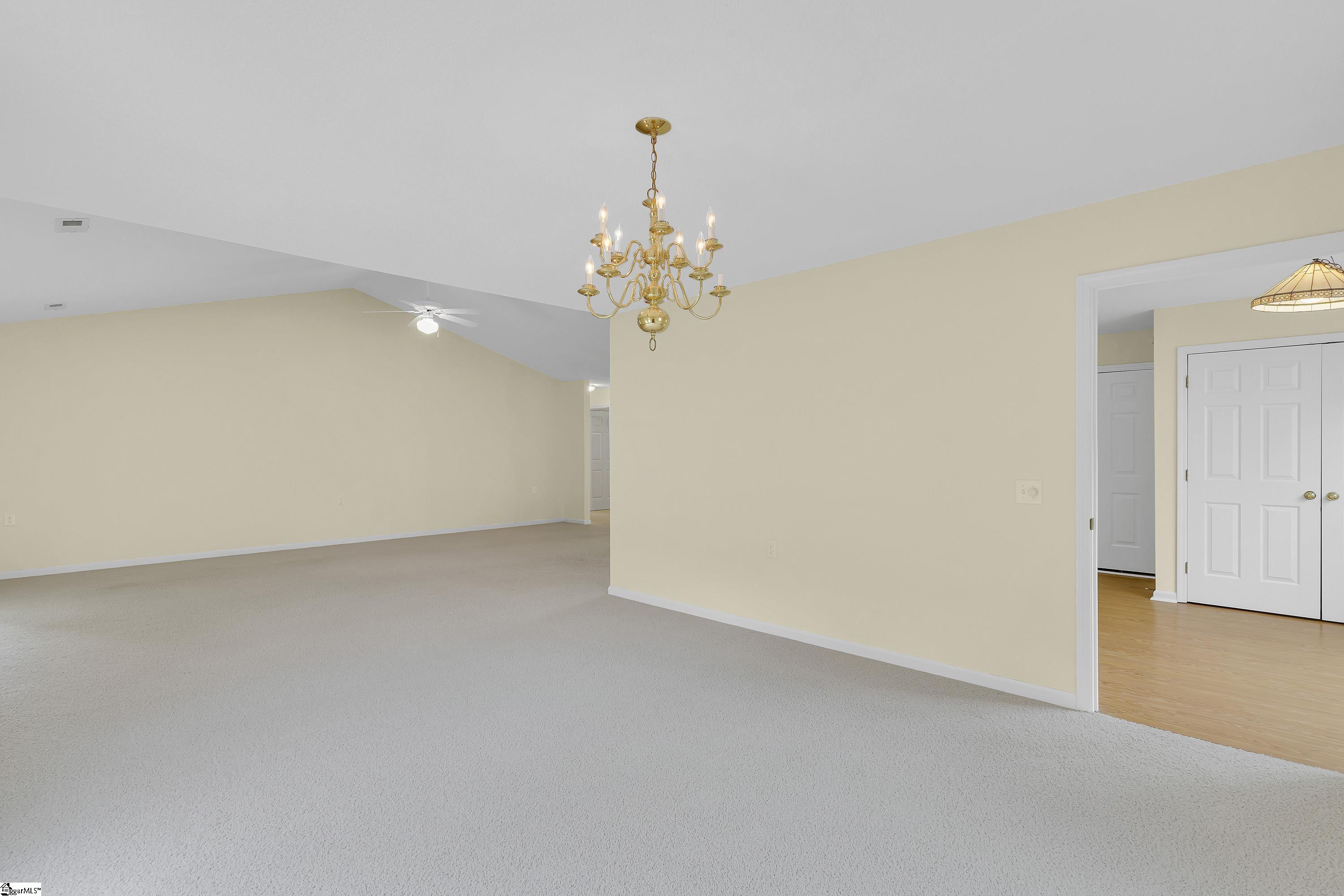 8 Stone Meadow Road Greenville, SC 29615 - Photo 7 of 37 Gallery Image 7