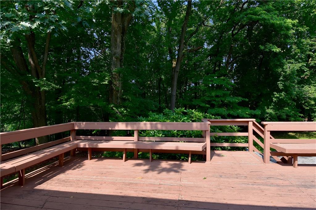 2278 Meadow Road Pittsburgh, PA 15237 - Photo 21 of 25 Gallery Image 21