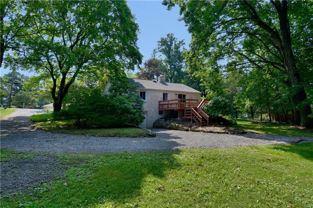 2278 Meadow Road Pittsburgh, PA 15237 - Photo 24 of 25 Gallery Image 24