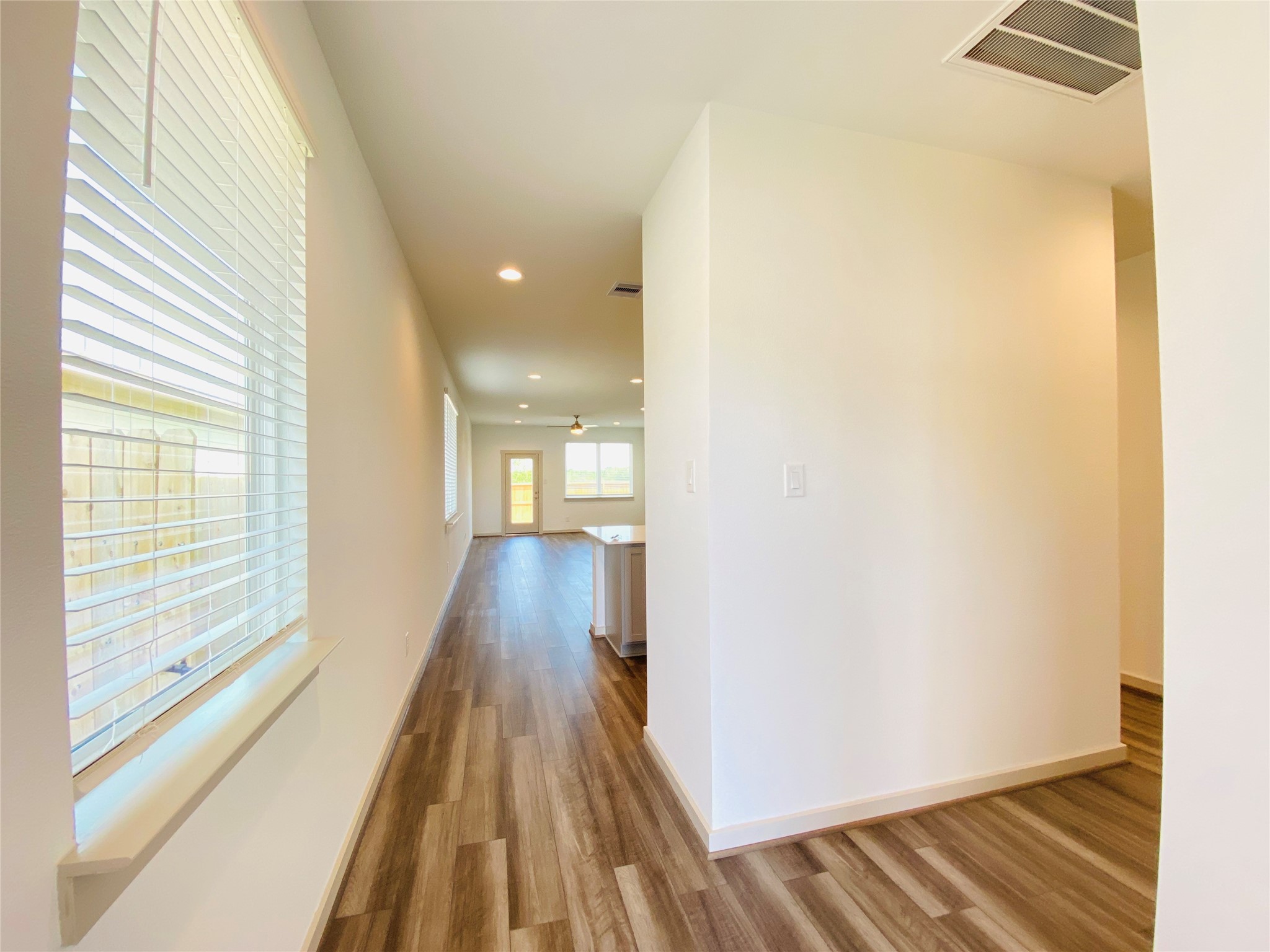 2811 White Summit Court Houston, TX 77047 - Photo 8 of 17