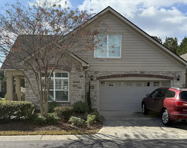 $464,899 | 252 Village Stone Circle, Summerville, SC 29486