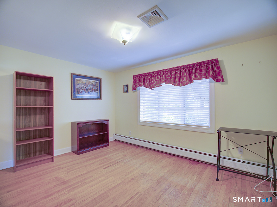 75 Churchill Road Hamden, CT 06517 - Photo 29 of 40