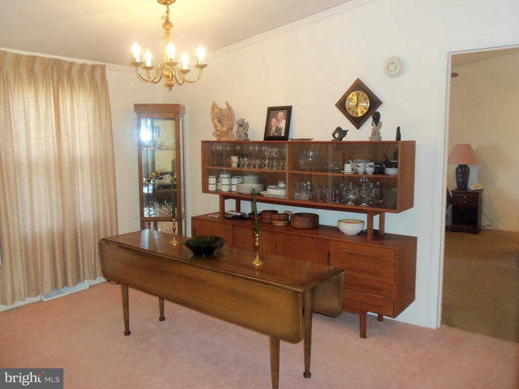 1208 South Glebe Road Montross, VA 22520 - Photo 3 of 16 Dining Room