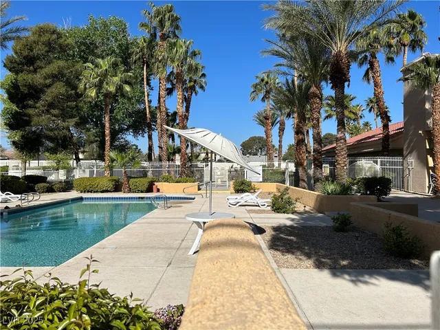 $1,095 | 5166 South Jones Boulevard, Unit 203, Las Vegas, NV 89118