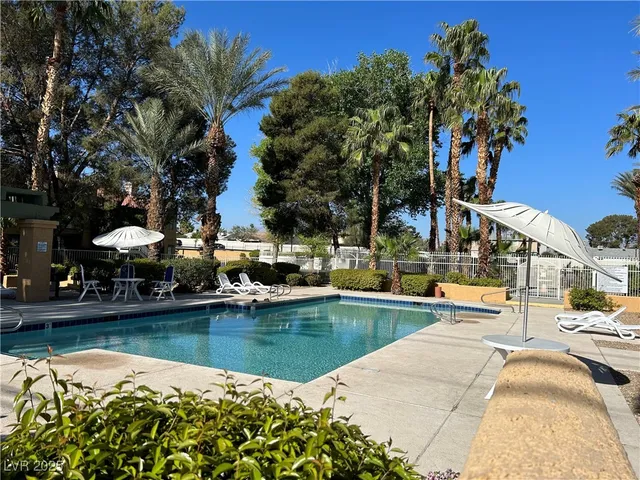 $1,095 | 5166 South Jones Boulevard, Unit 203, Las Vegas, NV 89118