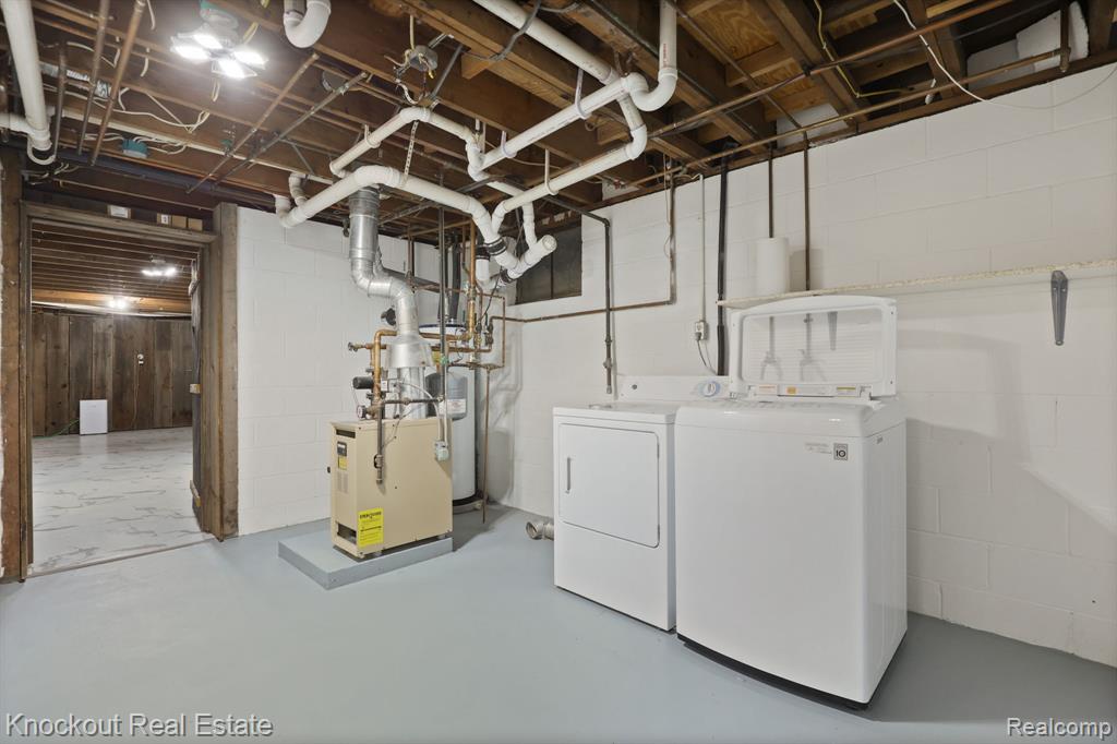 1914 Schust Road Saginaw, MI 48604 - Photo 34 of 54 Gallery Image 34