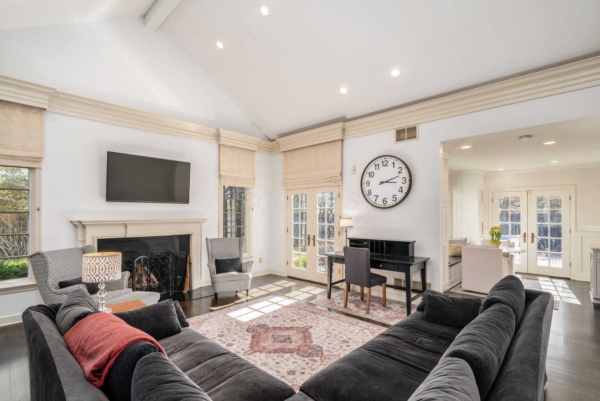 250 Ashbourne Road Bexley, OH 43209 - Photo 23 of 73 Great Room