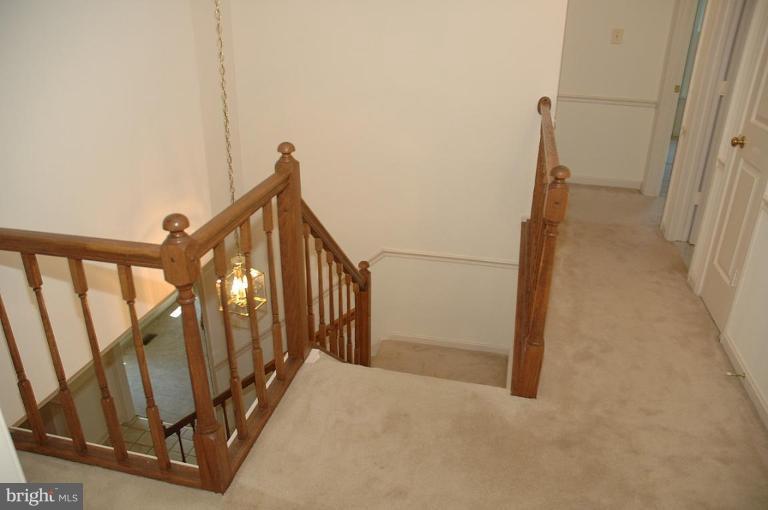 7722 Huntsman Boulevard Springfield, VA 22153 - Photo 10 of 23 Hallway