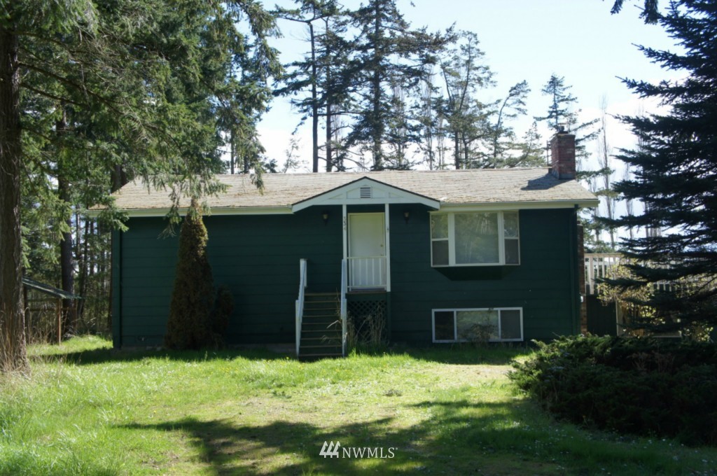334 Valley Road Oak Harbor, WA 98277 - Photo 1 of 13 Gallery Image 1