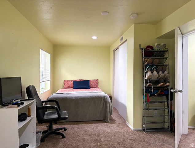 297 West Bricker Road Draper, UT 84020 - Photo 17 of 25 Bedroom featuring carpet, a closet, and recessed lighting