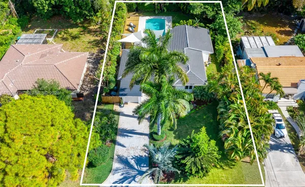 $8,650 | 1003 Northeast 118th Street, Biscayne Park, FL 33161