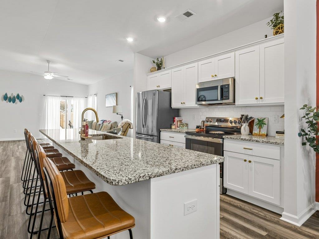 12062 Lansbury Drive Inman, SC 29349 - Photo 17 of 46