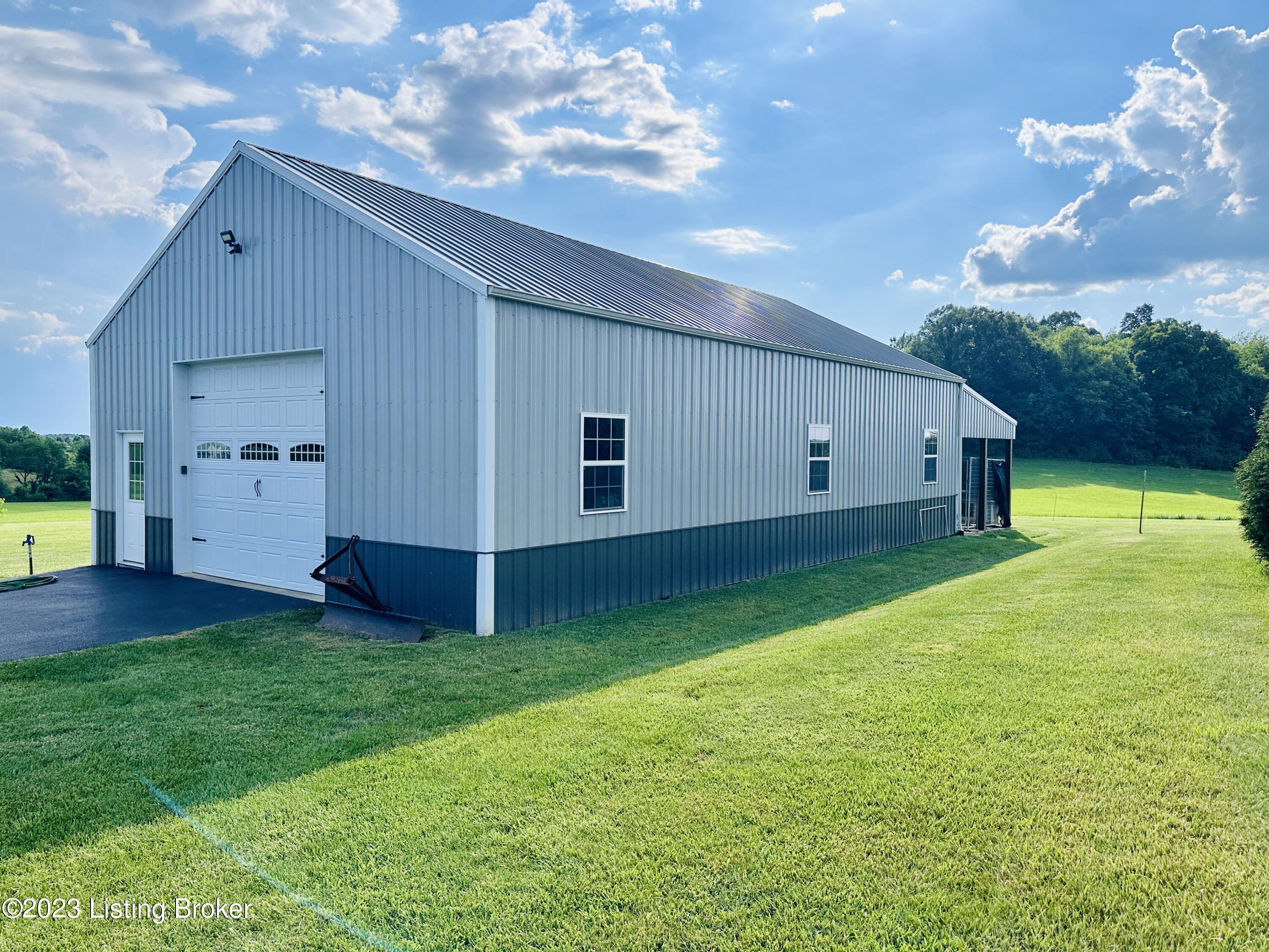 843 Pleasant View Road Millwood, KY 42762 - Photo 75 of 113 Detaached garage -9