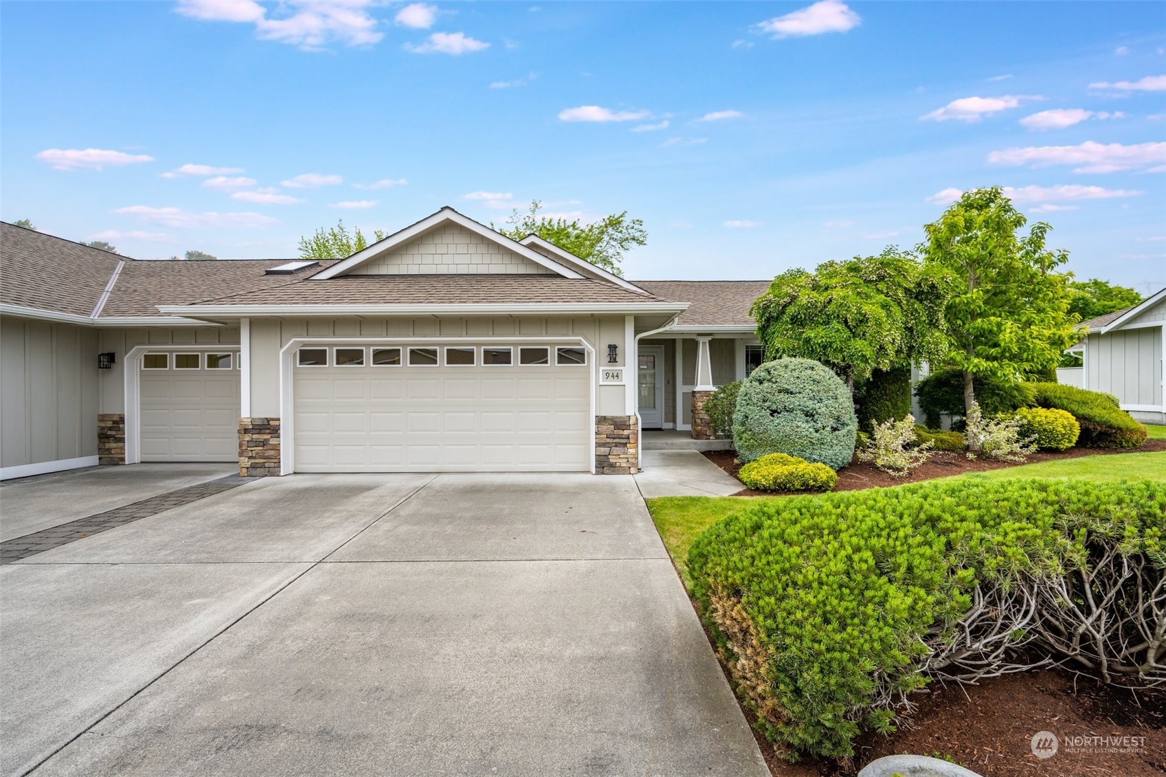944 North Minstrel Road Sequim, WA 98382 - Photo 1 of 37 Gallery Image 1