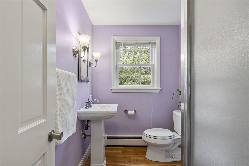 52 Chestnut Hill Road Groton, MA 01450 - Photo 12 of 41