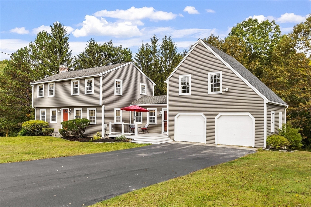 52 Chestnut Hill Road Groton, MA 01450 - Photo 3 of 41