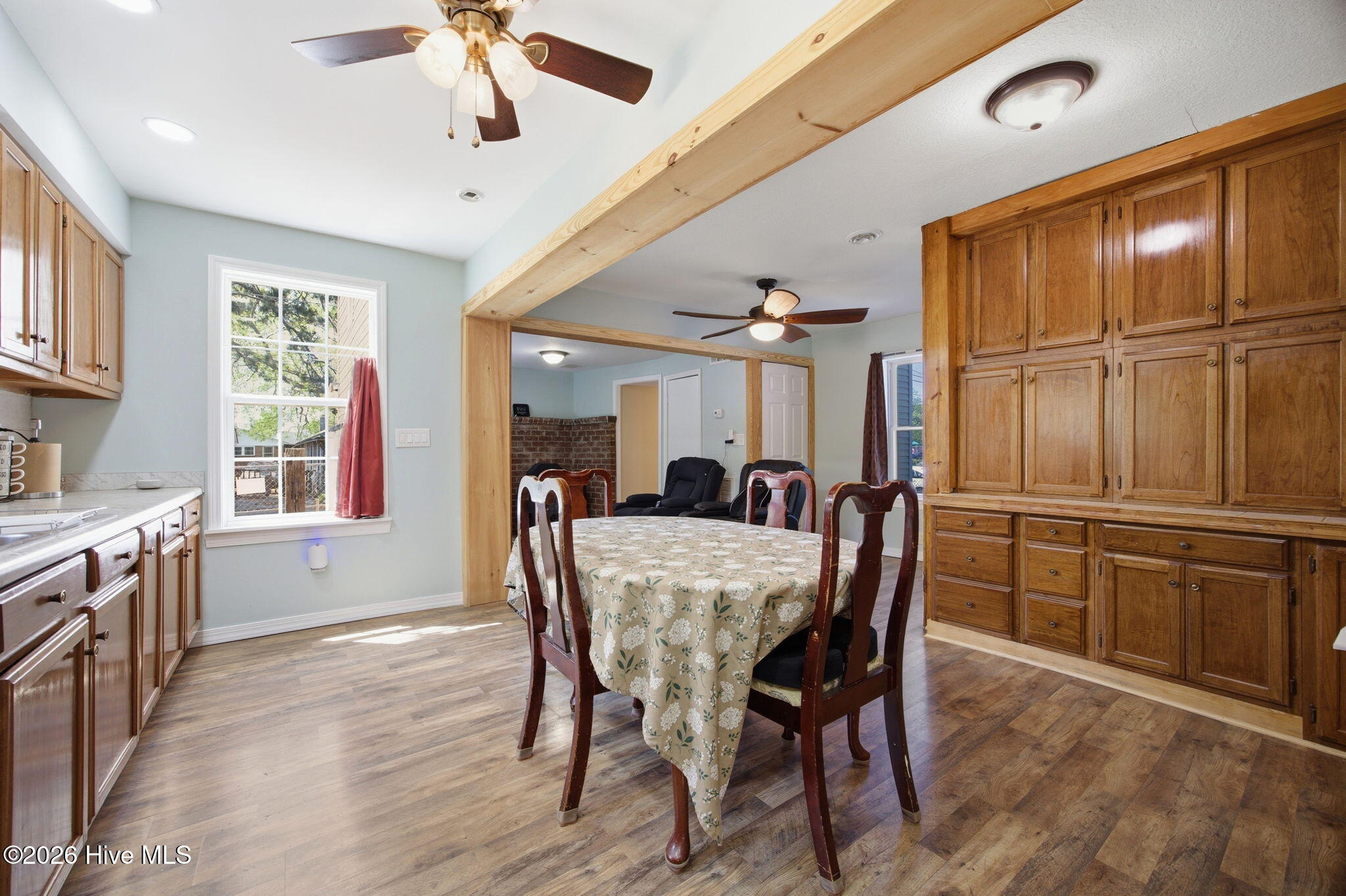 306 Bank Street Elizabeth City, NC 27909 - Photo 11 of 39 35-web-or-mls-img_0095