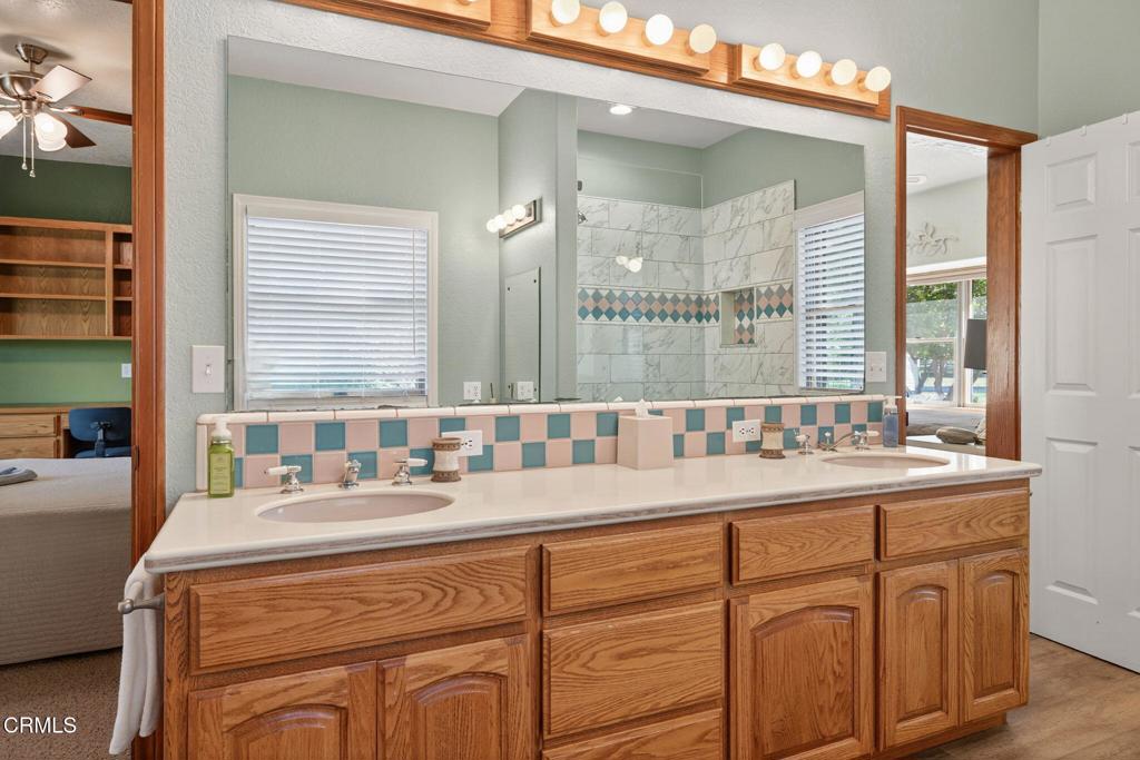 1125 Spring Street Oak View, CA 93022 - Photo 35 of 73