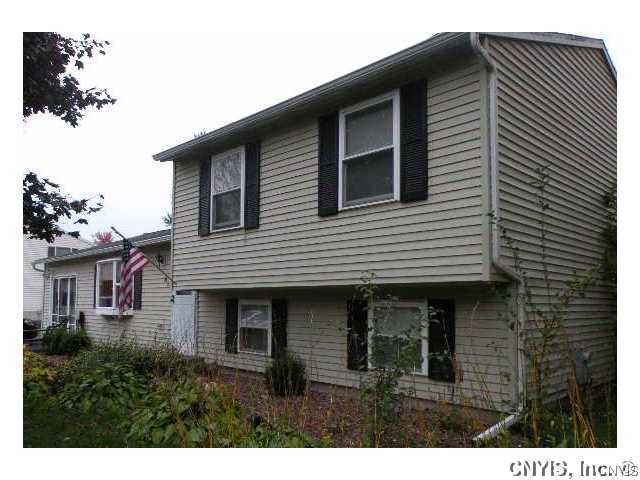 81 Ripplebrook Lane Manlius, NY 13116 - Photo 1 of 1 Exterior Front