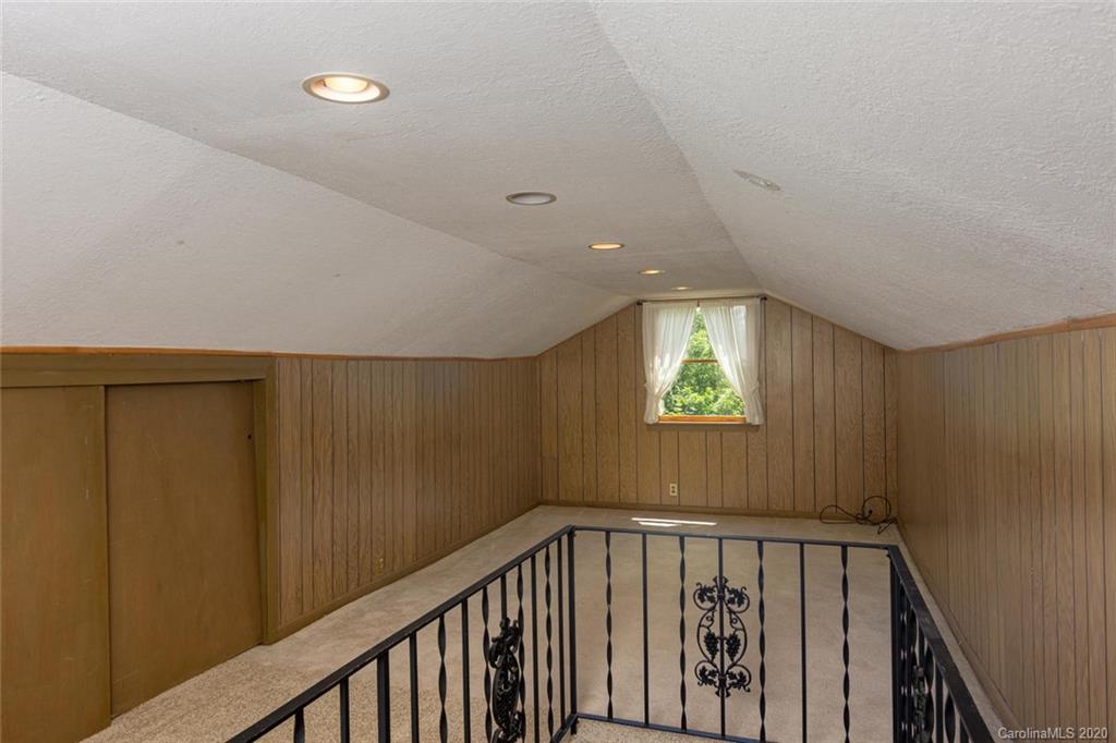 122 Beverly Road Asheville, NC 28805 - Photo 13 of 24 Gallery Image 13