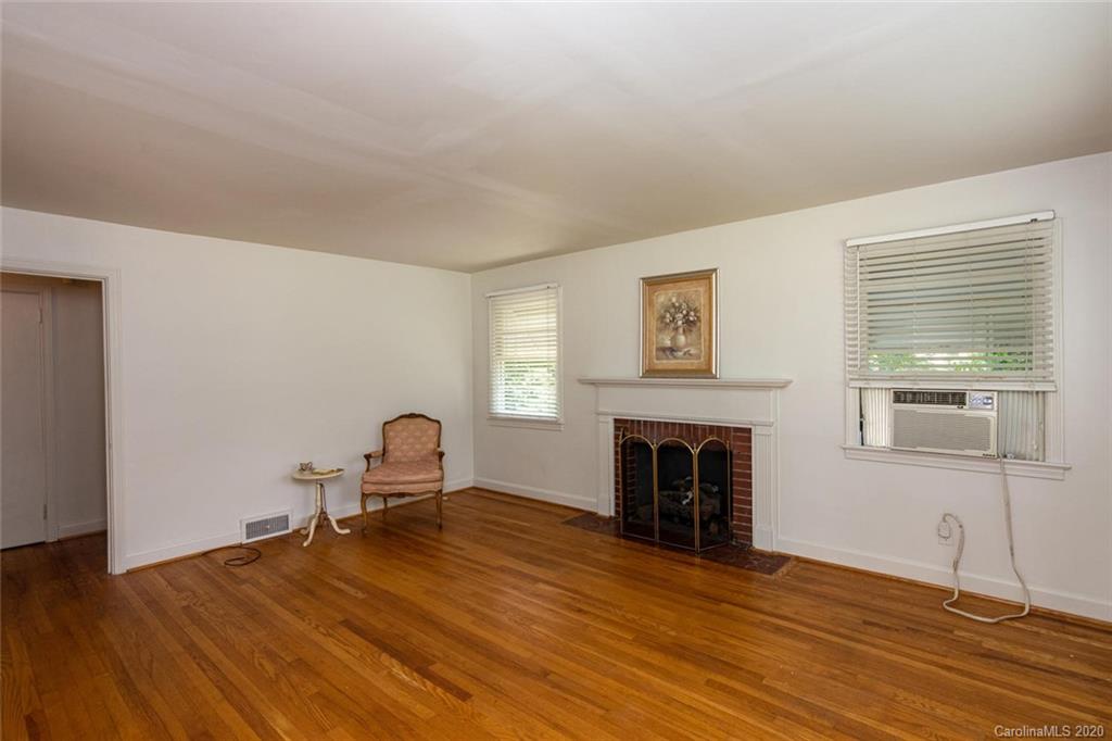 122 Beverly Road Asheville, NC 28805 - Photo 6 of 24 Gallery Image 6