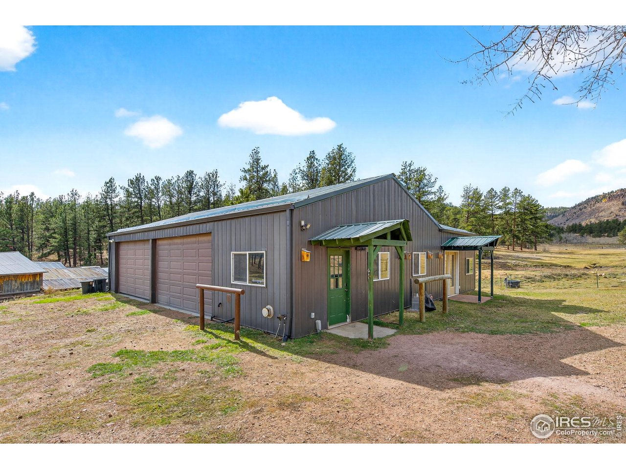 2848 Slater Creek Road Guffey, CO 80820 - Photo 27 of 50 GARAGE AND RECREATION ROOM