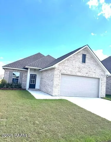 $1,850 | 206 Wakely Court, Lafayette, LA 70506