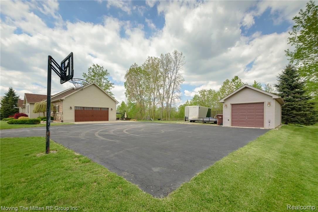 40064 Wear Road Belleville, MI 48111 - Photo 30 of 37 mtm_40064_wear-28.jpg