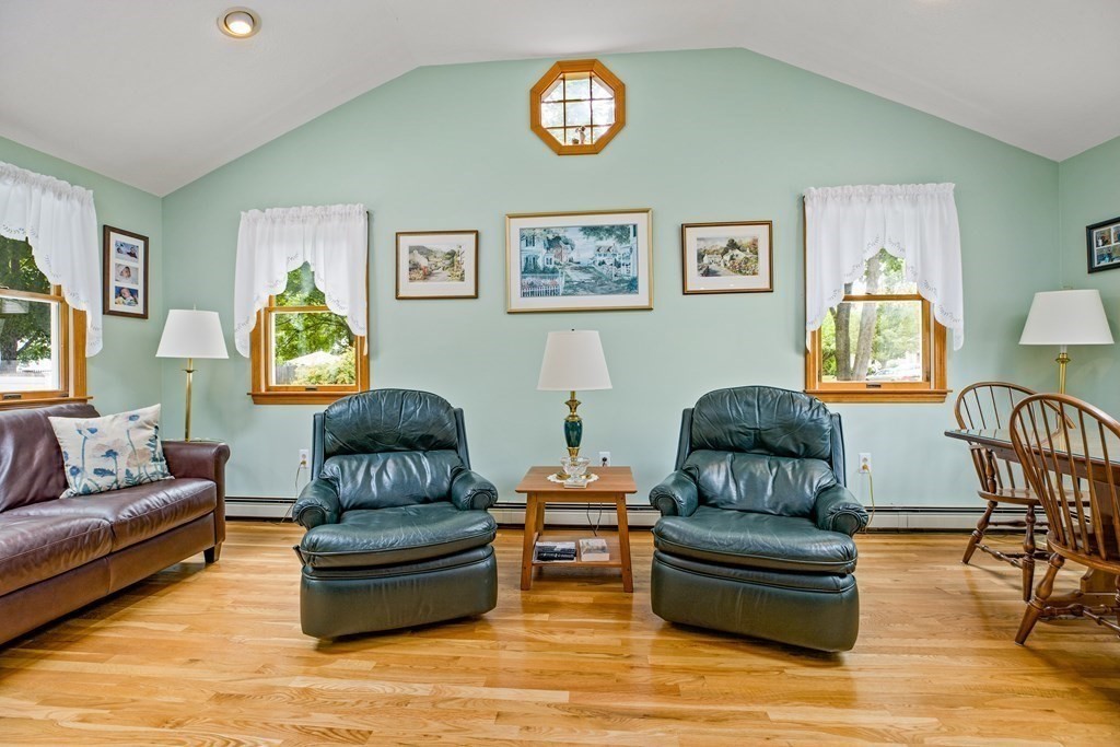 4 Marshall Road Hingham, MA 02043 - Photo 3 of 28 Gallery Image 3
