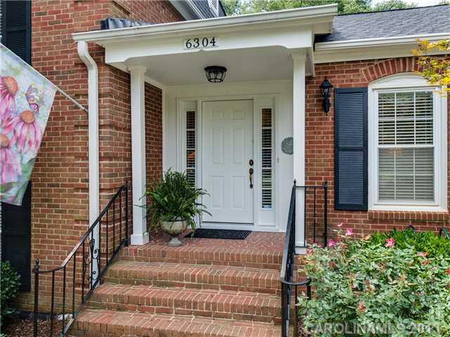 6304 Sharon Acres Road Charlotte, NC 28210 - Photo 2 of 16 Gallery Image 2
