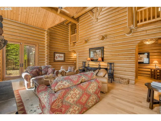 $1,600,000 | 49220 Wilson River Highway, Tillamook, OR 97141