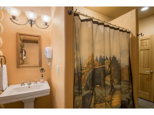 $1,495,000 | 49220 Wilson River Highway, Tillamook, OR 97141