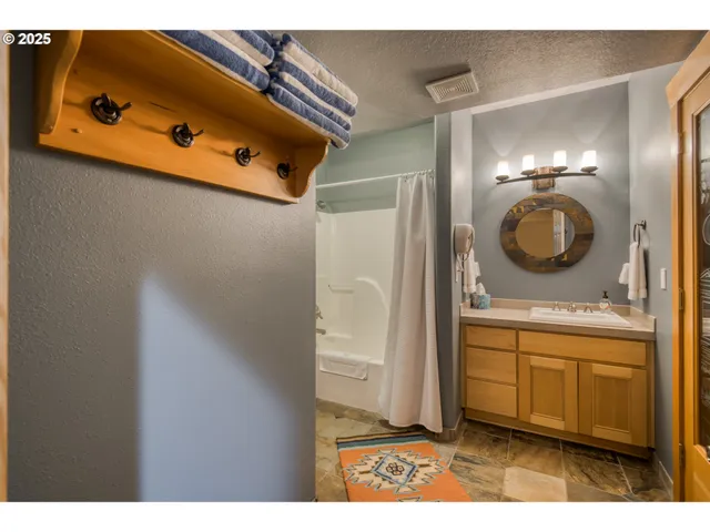 $1,600,000 | 49220 Wilson River Highway, Tillamook, OR 97141