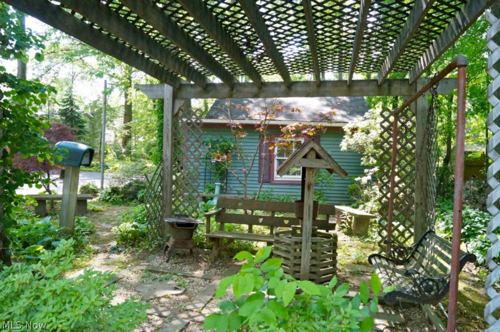 6227 Hillside Road Independence, OH 44131 - Photo 5 of 15 Retreat to your garden oasis