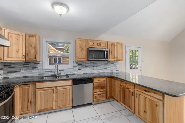 $299,900 | 273 4 Seasons Drive, Drums, PA 18222