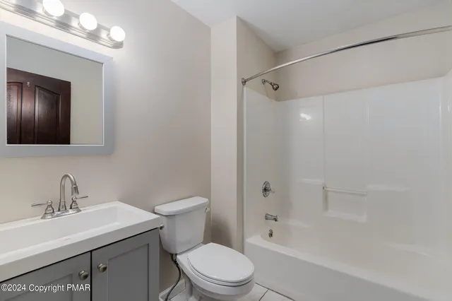 $299,900 | 273 4 Seasons Drive, Drums, PA 18222