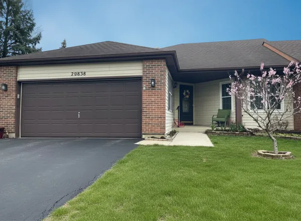 $350,000 | 20838 West Peppertree Court, Plainfield, IL 60544